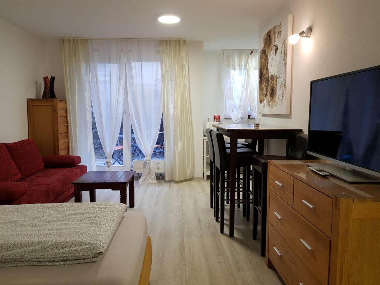 Apartment Metzingen City Экстерьер фото